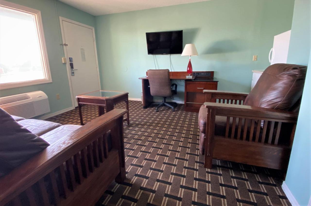 Lakes Inn Warsaw ภายนอก รูปภาพ