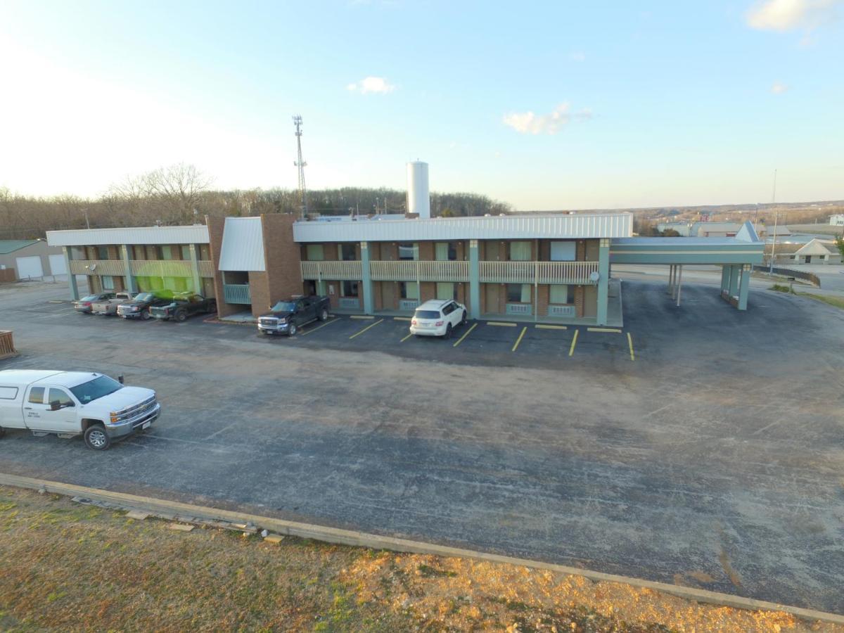 Lakes Inn Warsaw ภายนอก รูปภาพ