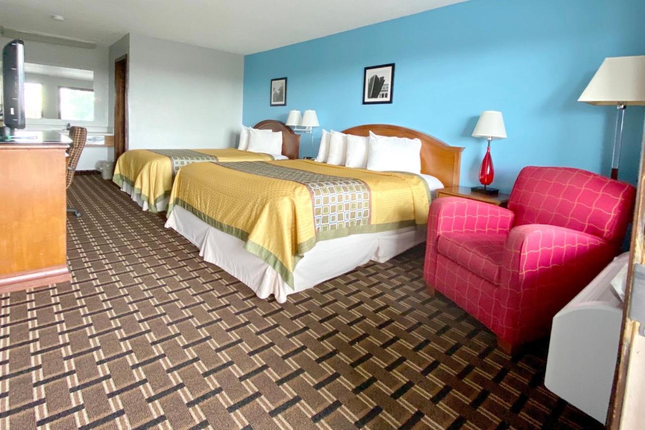 Lakes Inn Warsaw ภายนอก รูปภาพ