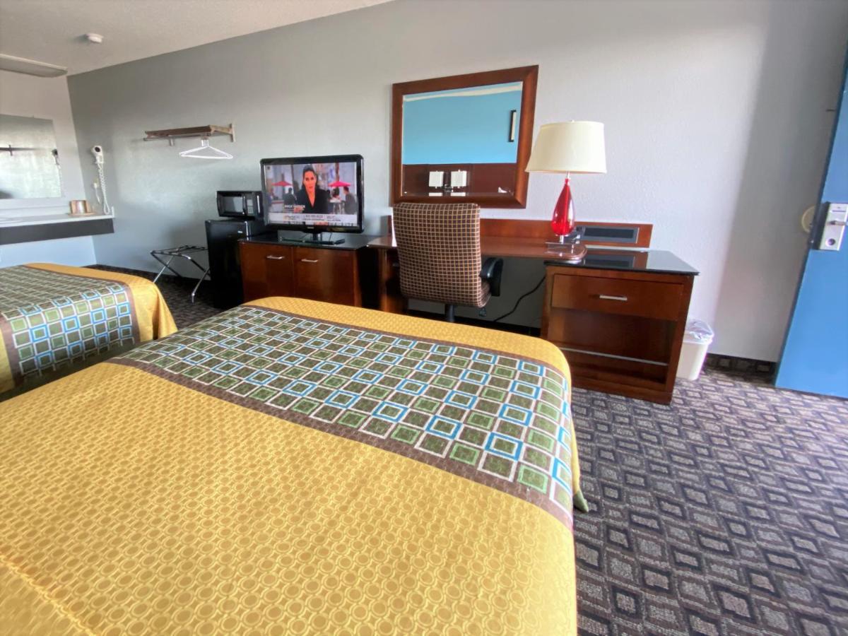 Lakes Inn Warsaw ภายนอก รูปภาพ
