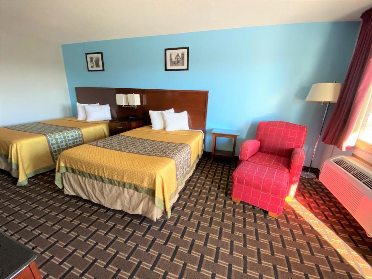 Lakes Inn Warsaw ภายนอก รูปภาพ